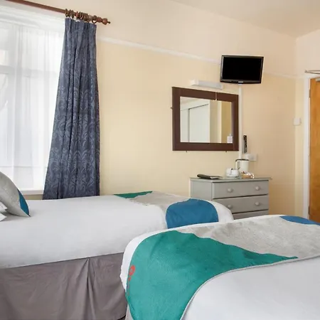 Oyo Godolphin Arms Otel