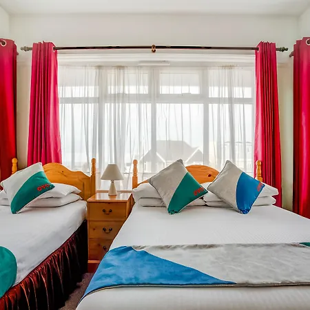 Otel Oyo Godolphin Arms
