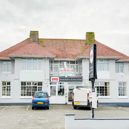 Oyo Godolphin Arms 3* New Quay