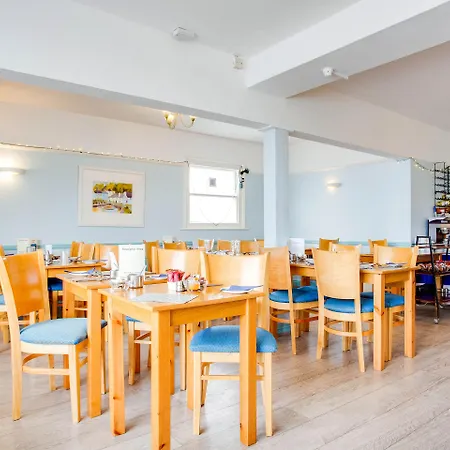 Otel Oyo Godolphin Arms